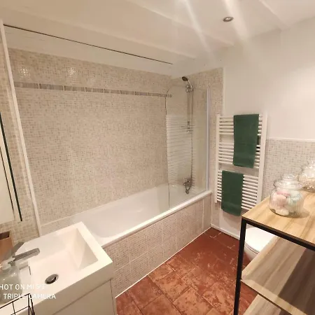 La Petite Maison Dans La Bastide Carcasona