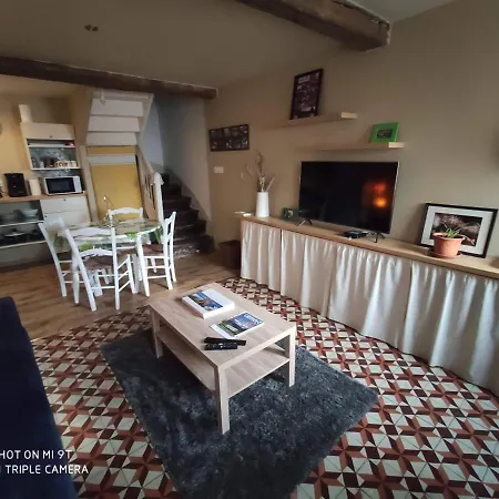 La Petite Maison Dans La Bastide