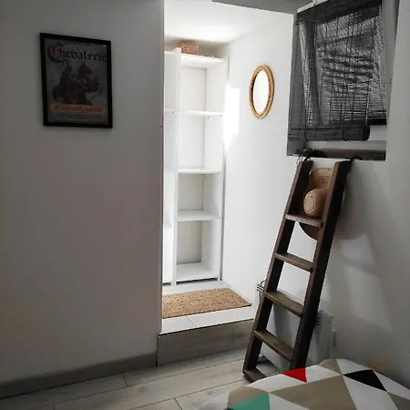 La Petite Maison Dans La Bastide * Carcassonne