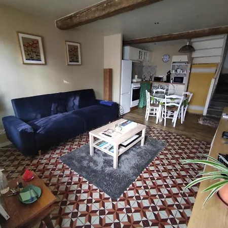 La Petite Maison Dans La Bastide * Carcasona