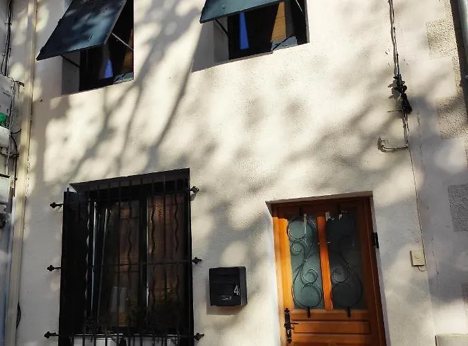 Casa de Férias La Petite Maison Dans La Bastide